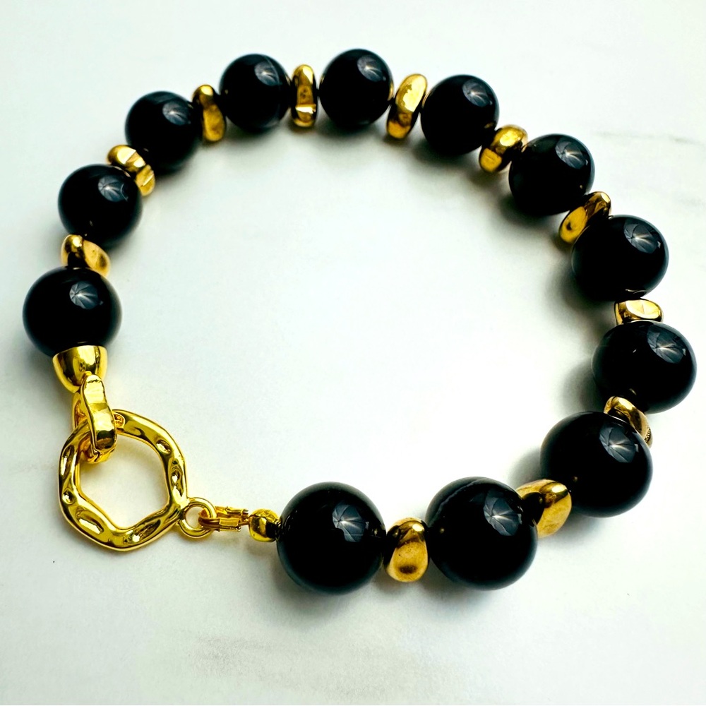 Elegant Banded Agate & Hematite Accent Bead Bracelet with Gold-Tone Clasp